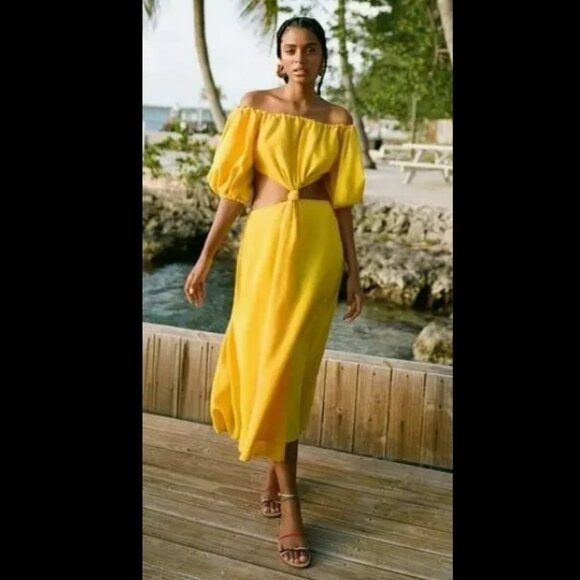 FARM Rio Dresses & Skirts - Farm Rio Yellow Off The Shoulder Knotted Cut Out Maxi Dress Sz M
